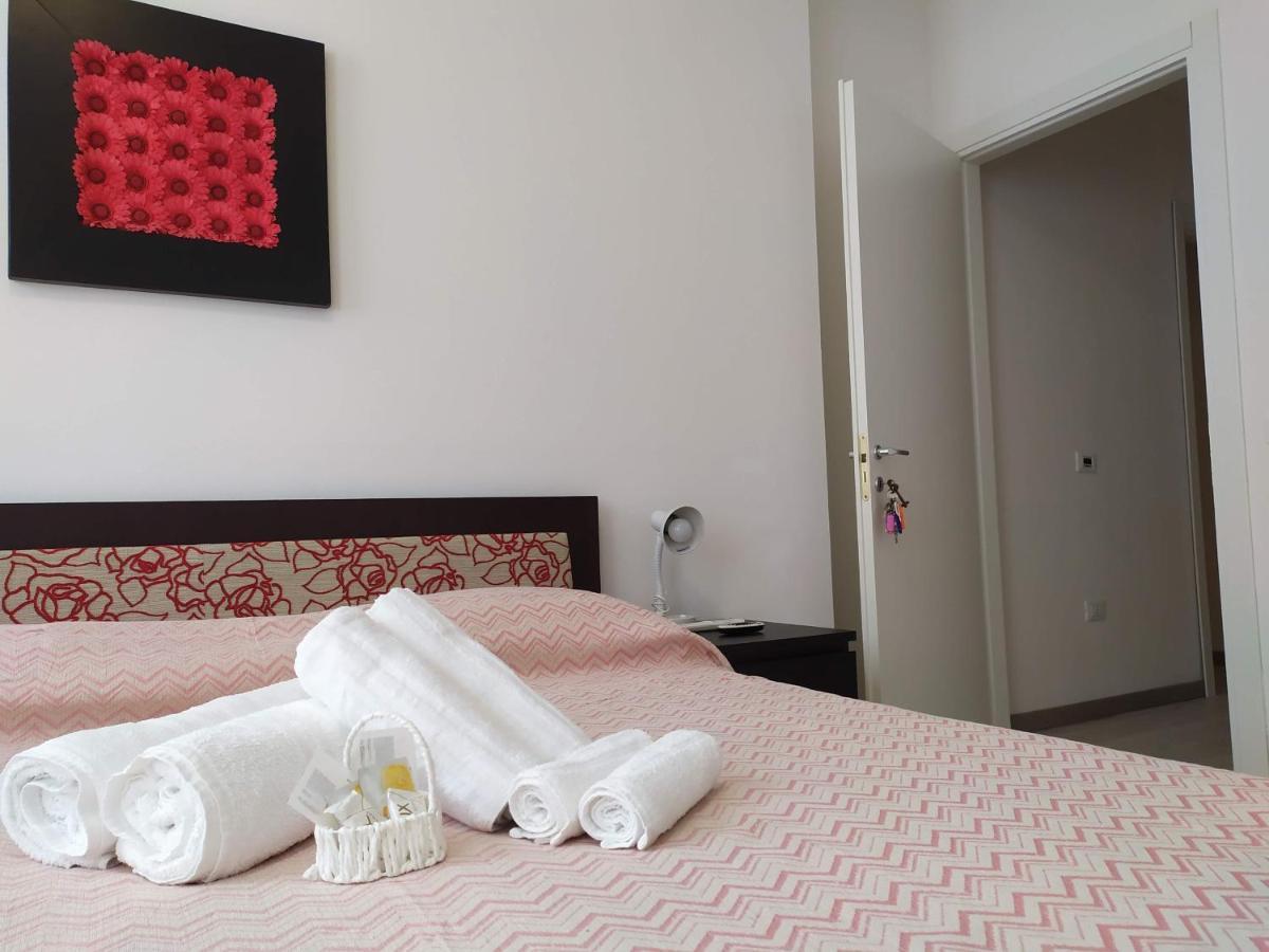 Il Duomo Bed and Breakfast Τσεζένα Εξωτερικό φωτογραφία